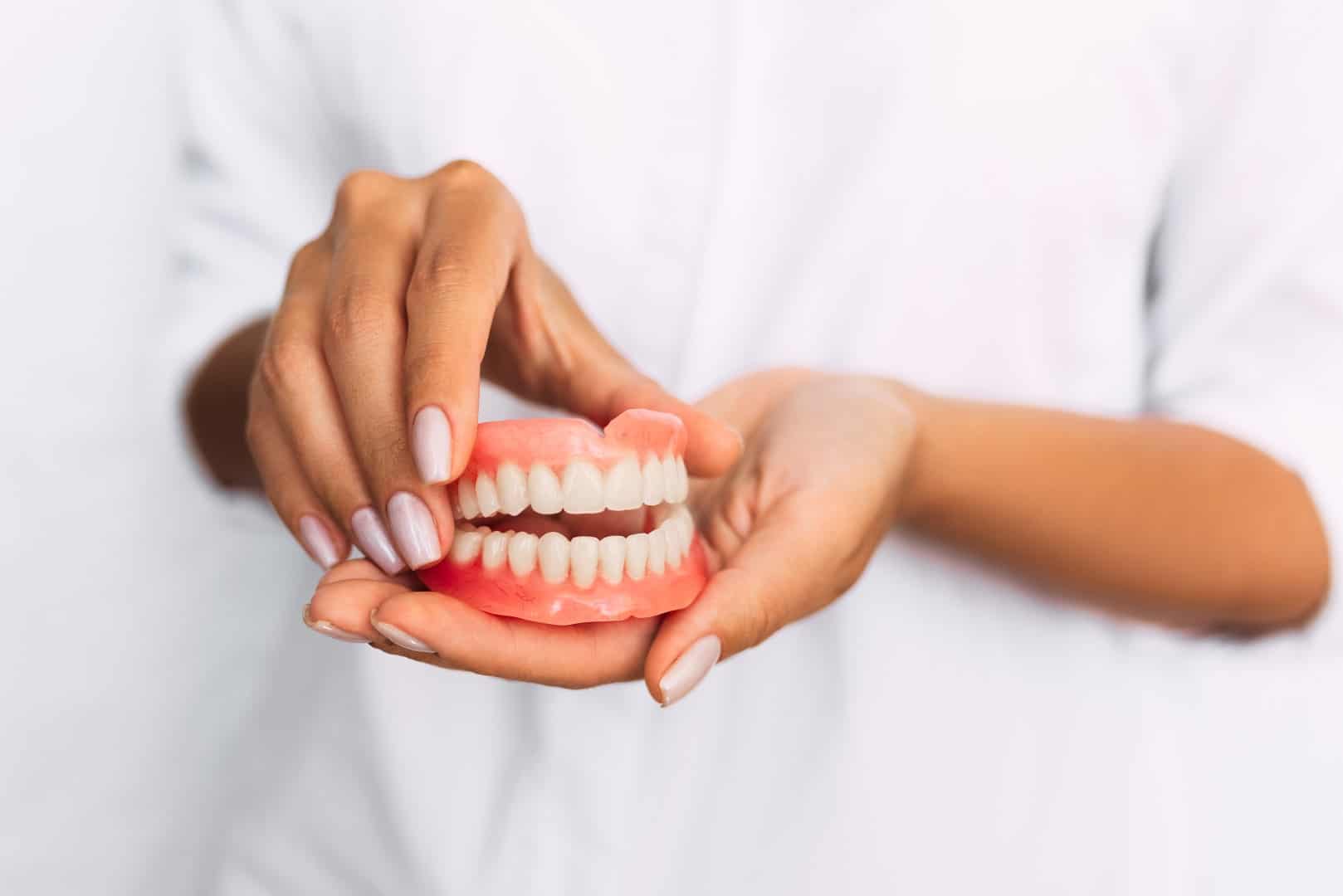 https://dentaltech.ie/wp-content/uploads/2021/09/shutterstock_1440706979-Large-1.jpg