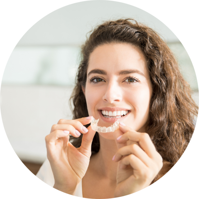 https://dentaltech.ie/wp-content/uploads/2024/07/Aligners-640x640.png